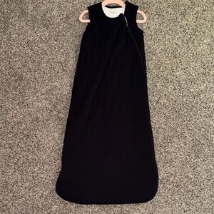 Kyte BABY Black Sleeveless Zip Sleep Sack with White Quilted Lining